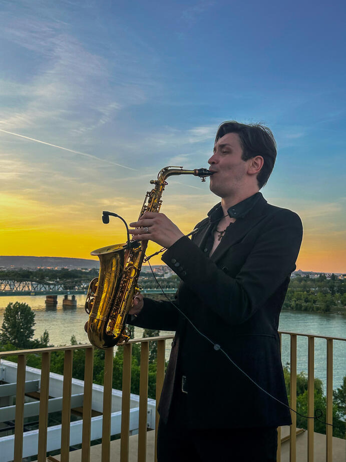 Adi Sax